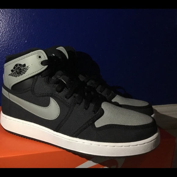 Nike Shoes - Nike aj1 hightop og size 10